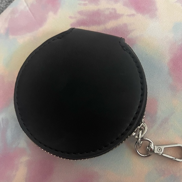 GUESS COIN PURSE - Picture 6 of 6